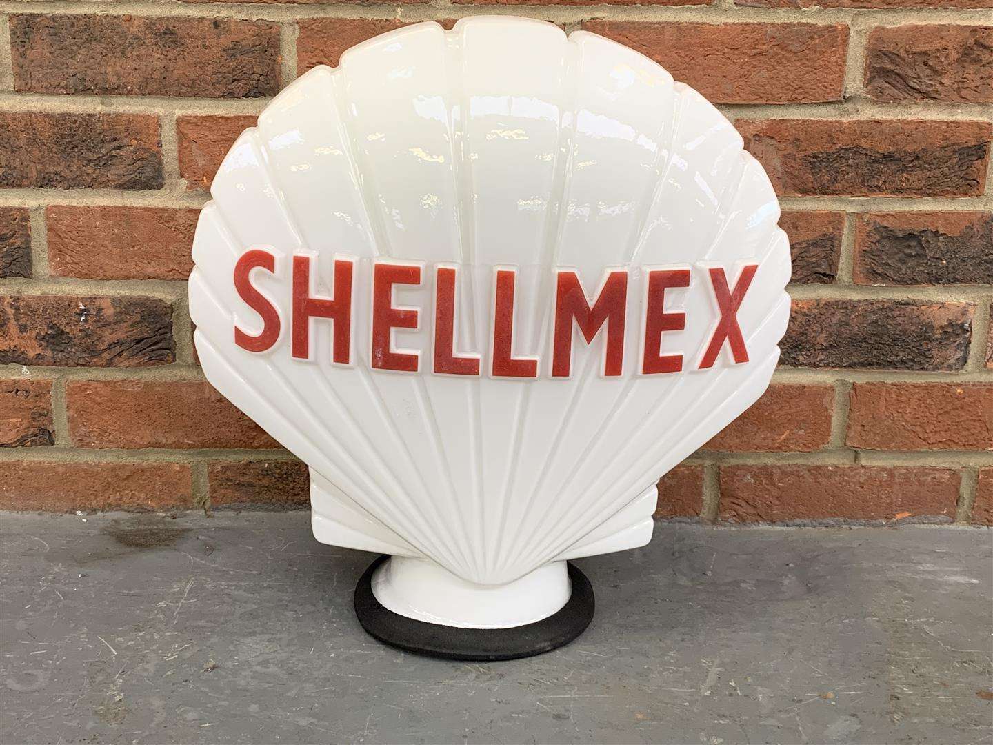 <p>Original “SHELLMEX” Petrol Globe</p>
