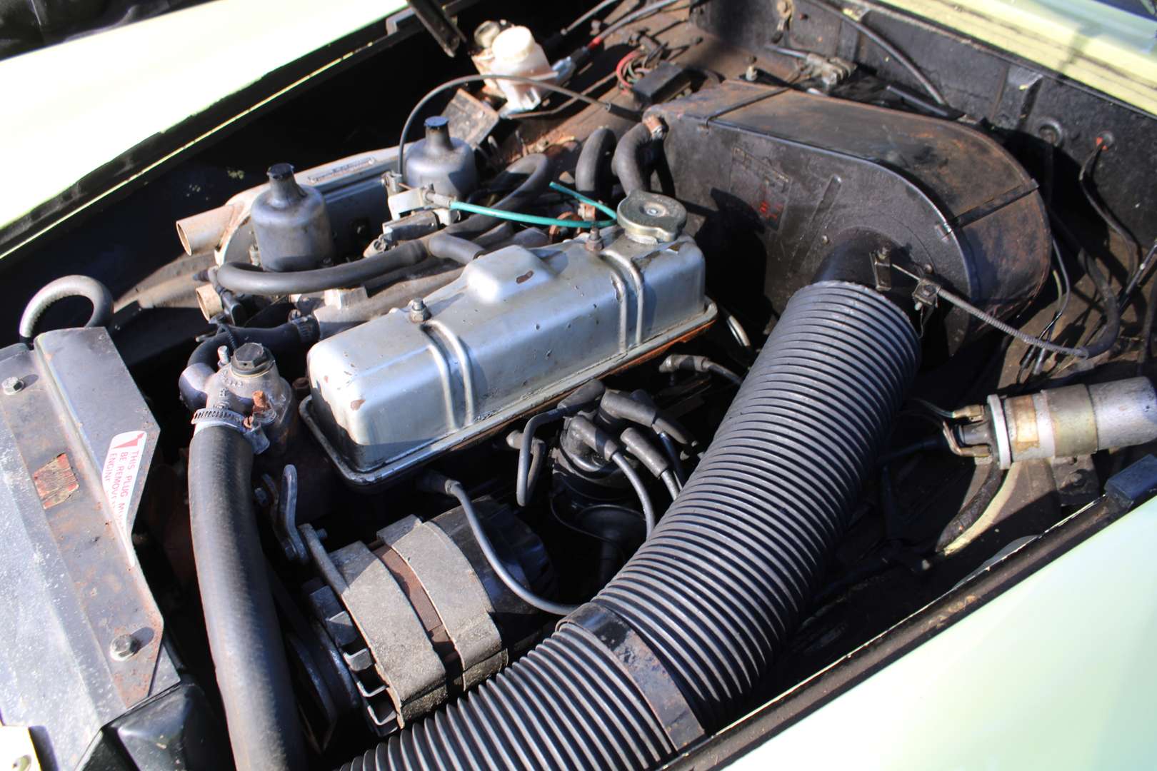 <p>1976 MG MIDGET 1500</p>
