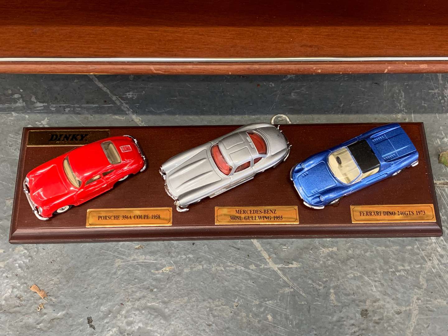 <p>Teak Frame “Classic Cars Of The Fifties” &amp; 12 Cars</p>