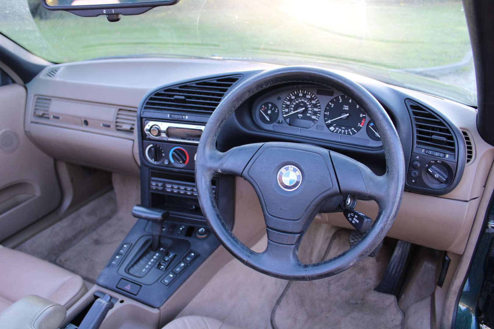 <p>1995 BMW 328I CABRIOLET AUTO</p>