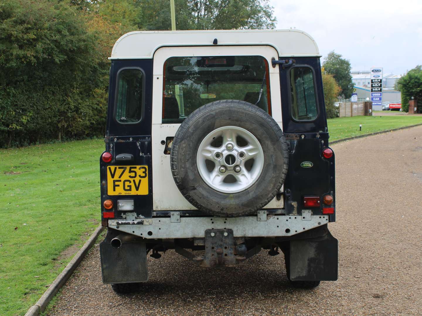 <p>2000 LAND ROVER DEFENDER 110 COUNTY TD5</p>