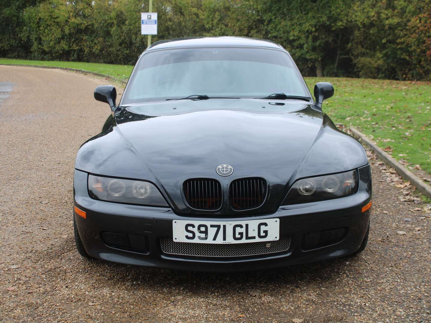 <p>1998 BMW Z3 1.9&nbsp;</p>
