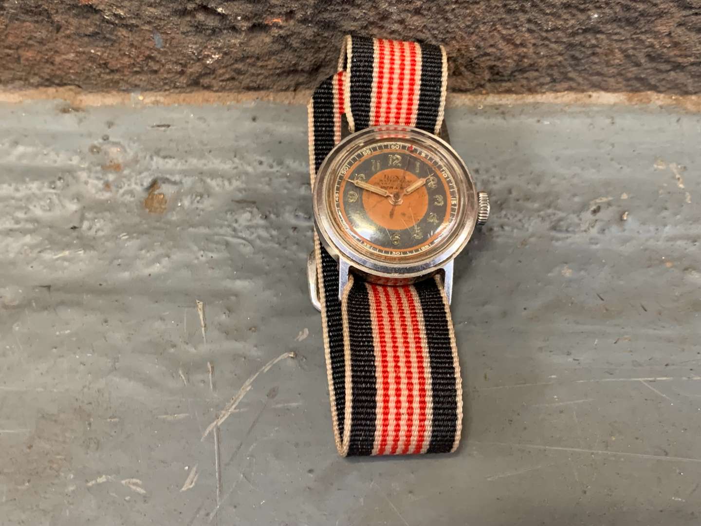 <p>Circa 1950's Doxa Steel Cased Wrist Watch</p>