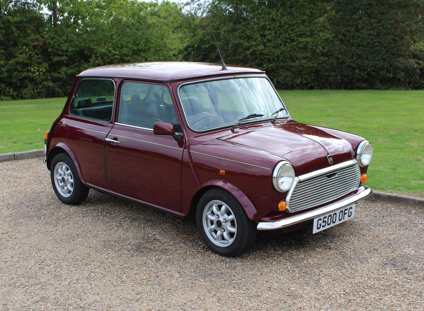 <p>1989 AUSTIN MINI THIRTY. ONE OWNER FROM NEW. 32,385 MILES</p>