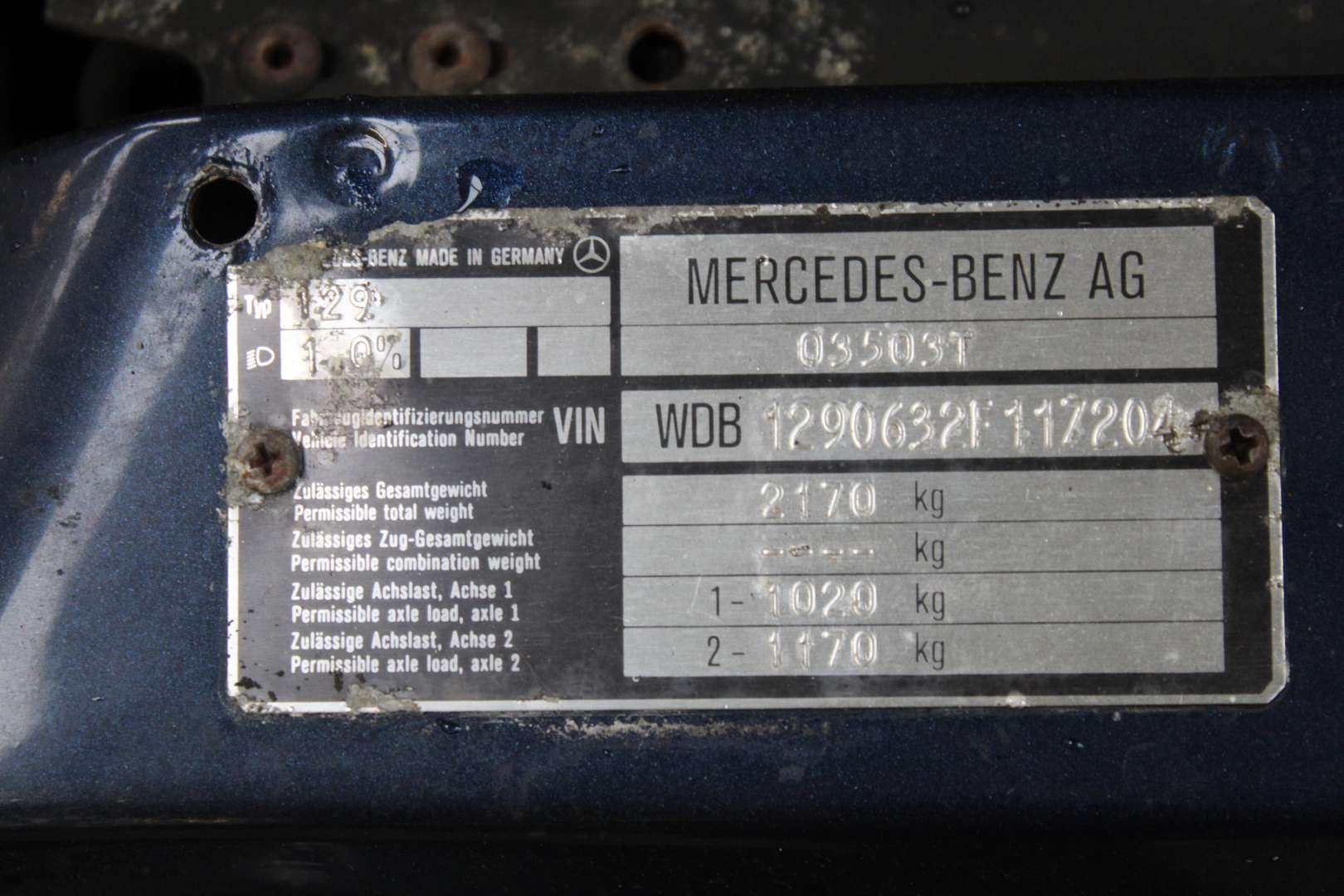 <p>1995 MERCEDES R129 SL320 AUTO</p>