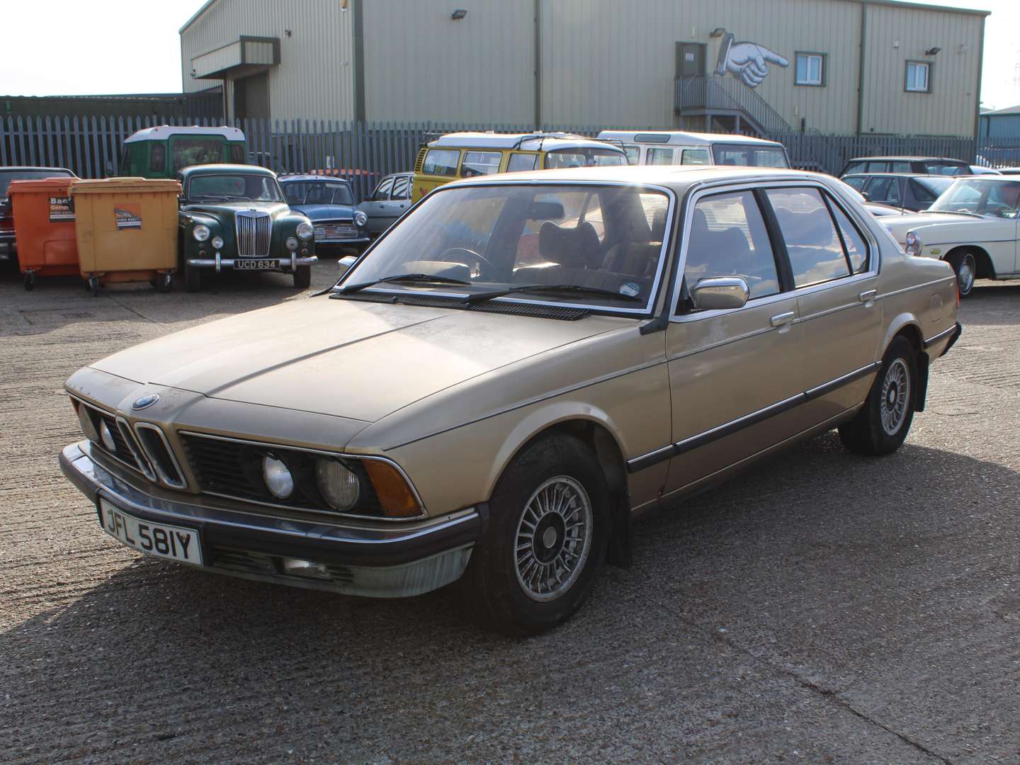 <p>1982 BMW 732 I AUTO</p>