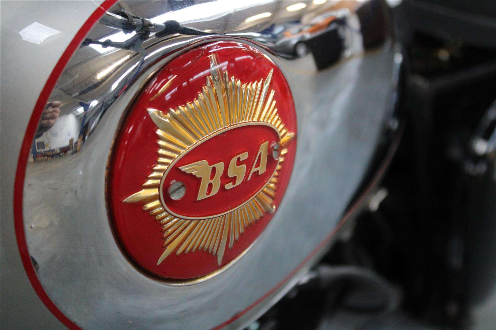 <p>1956 BSA ROCKET GOLD STAR REPLICA 650</p>