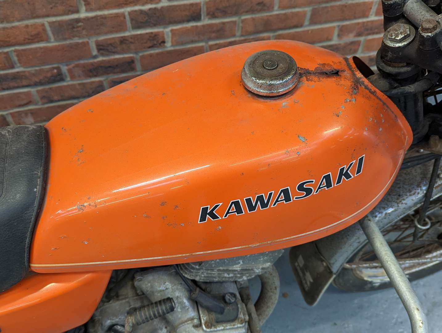 <p>1978 KAWASAKI KH125&nbsp;</p>