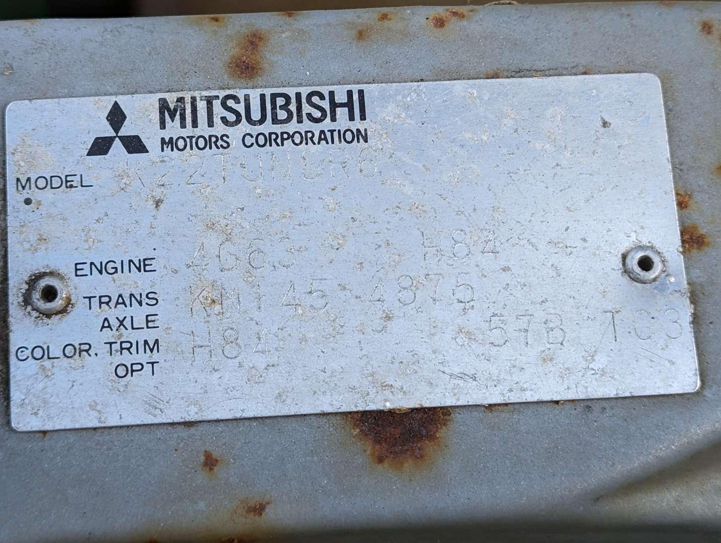 <p>1989 MITSUBISHI L200 4X4</p>