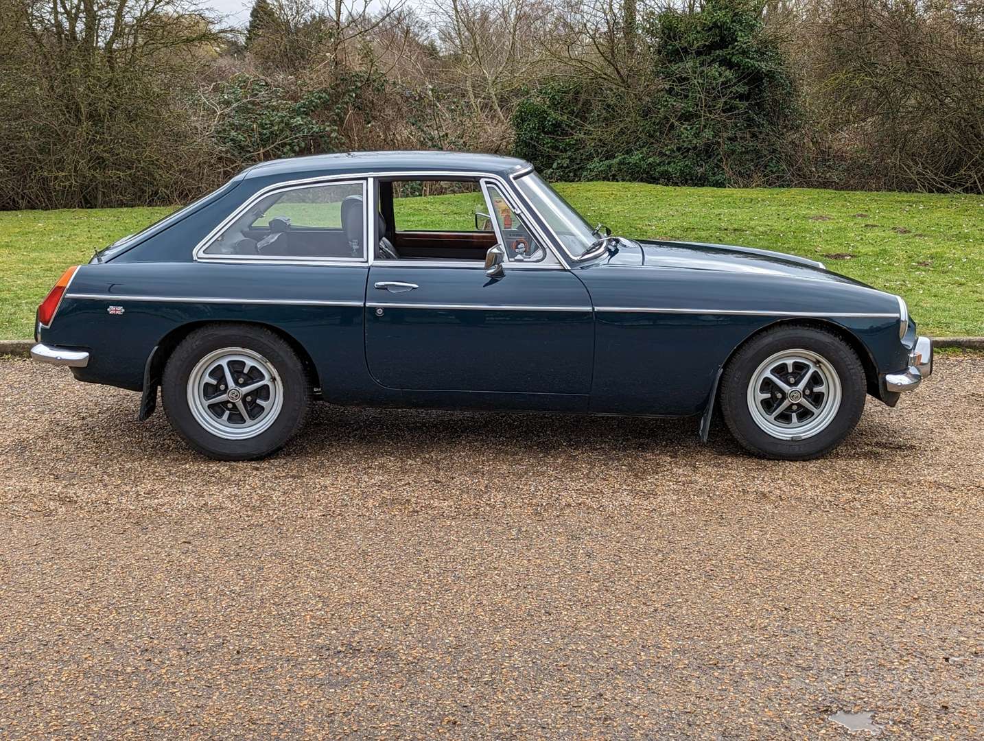 <p>1973 MG B GT ONE OWNER&nbsp;</p>