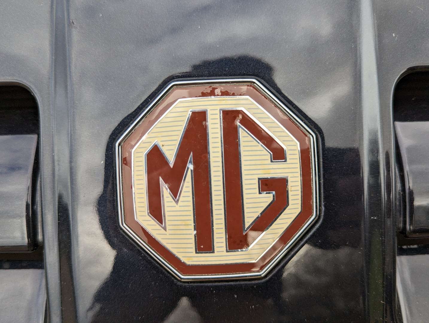 <p>2003 MG TF</p>