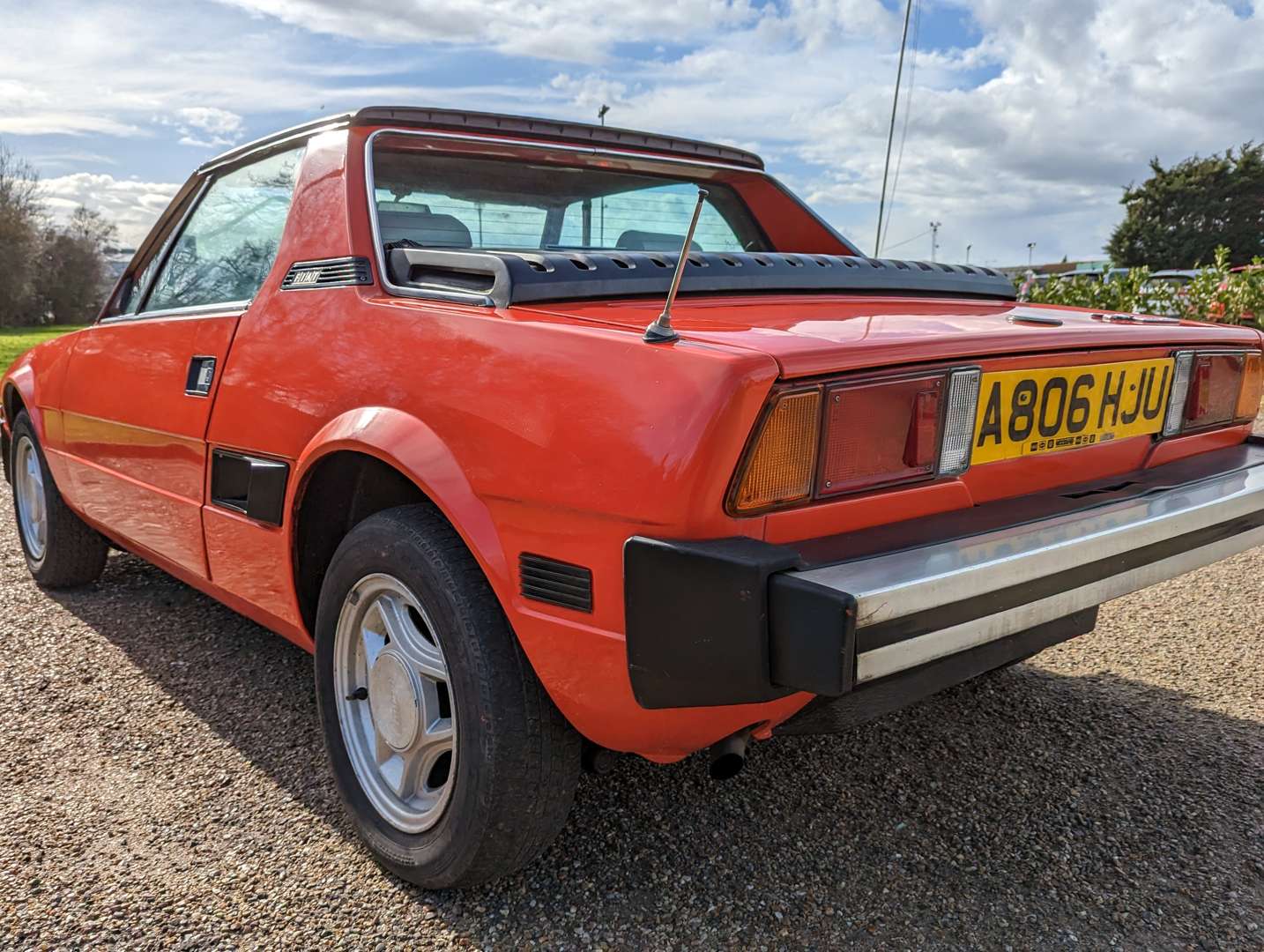 <p>1984 FIAT X1/9</p>