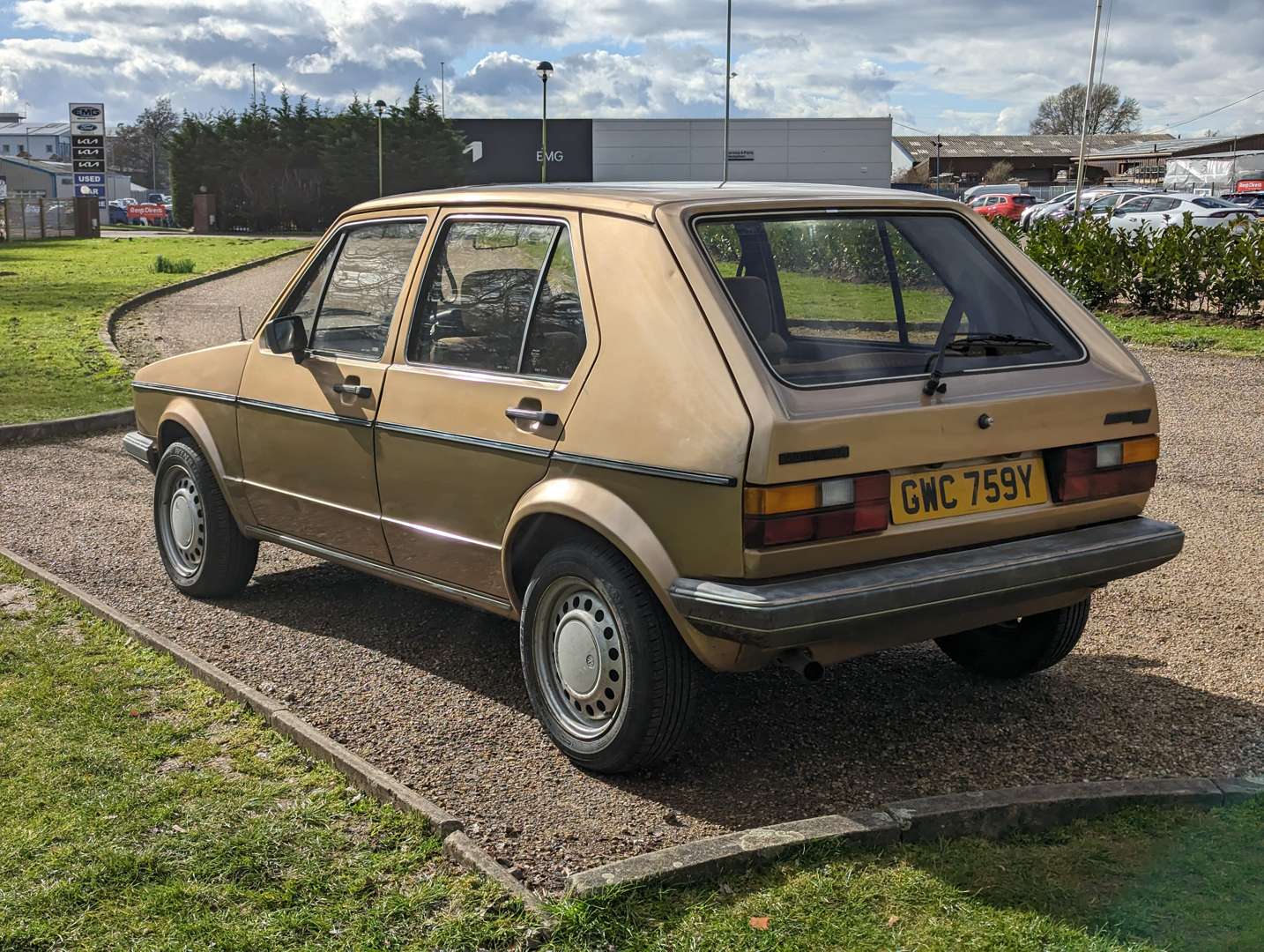 <p>1982 VW GOLF GL AUTO</p>