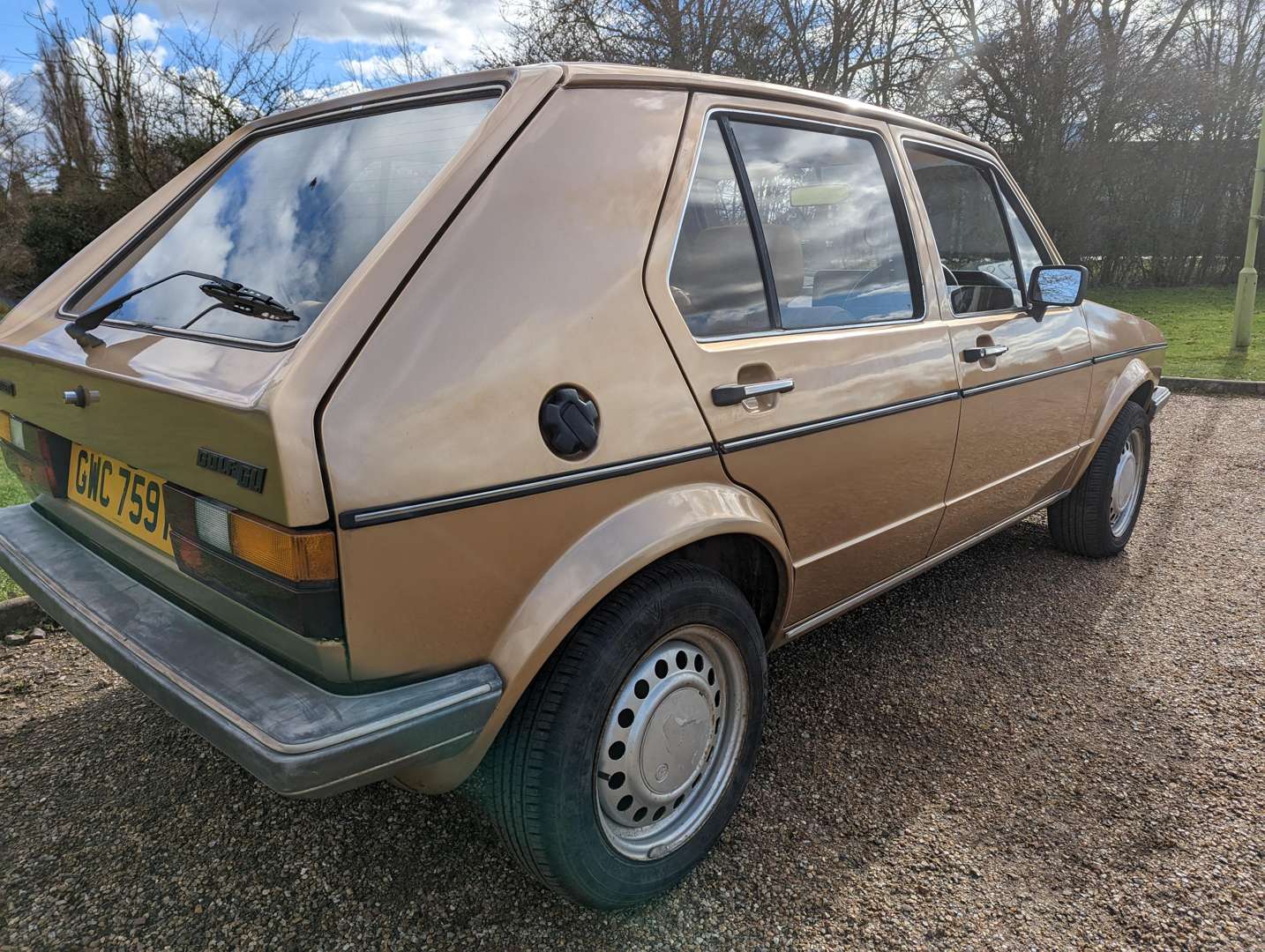 <p>1982 VW GOLF GL AUTO</p>