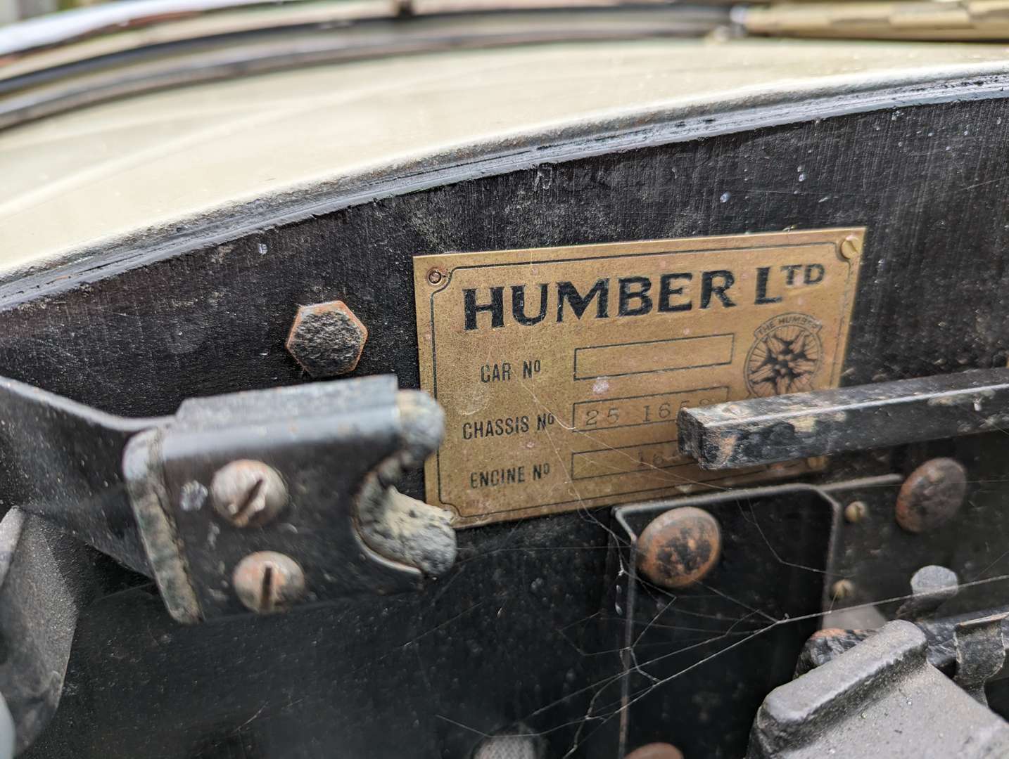<p>1933 HUMBER SNIPE 80 SALOON&nbsp;</p>