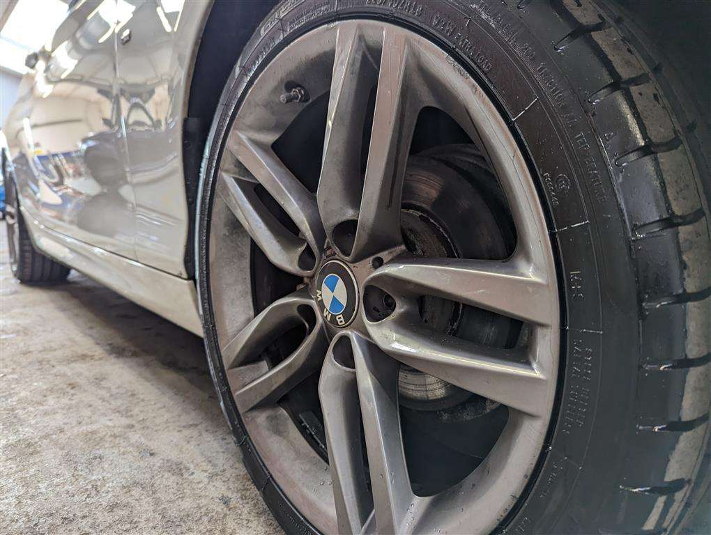 <p>2015 BMW 218I M SPORT</p>
