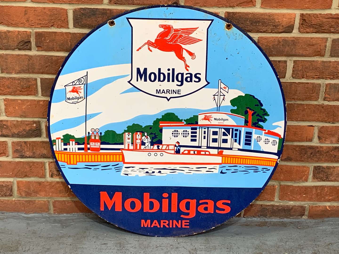<p>Mobilgas Marine Circular Enamel Sign</p>