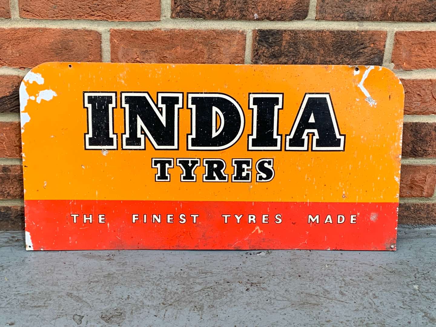 <p>Original India Tyres Aluminium Sign</p>