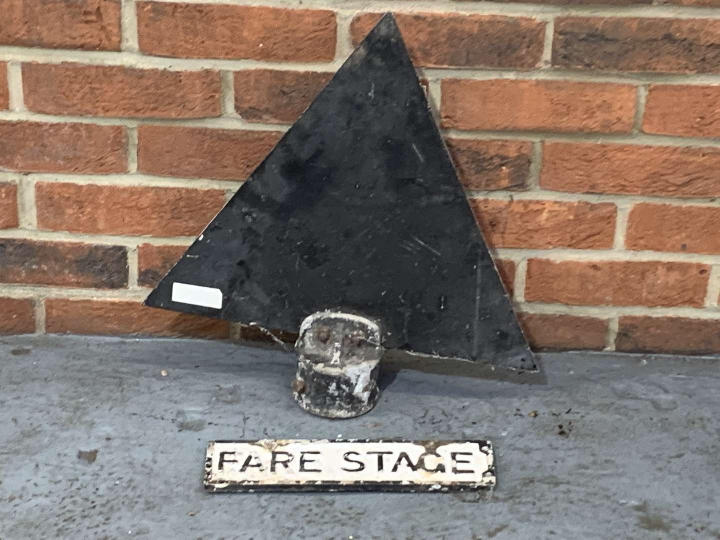 <p>Fare Stage Sign and Triangular Pole Sign</p>