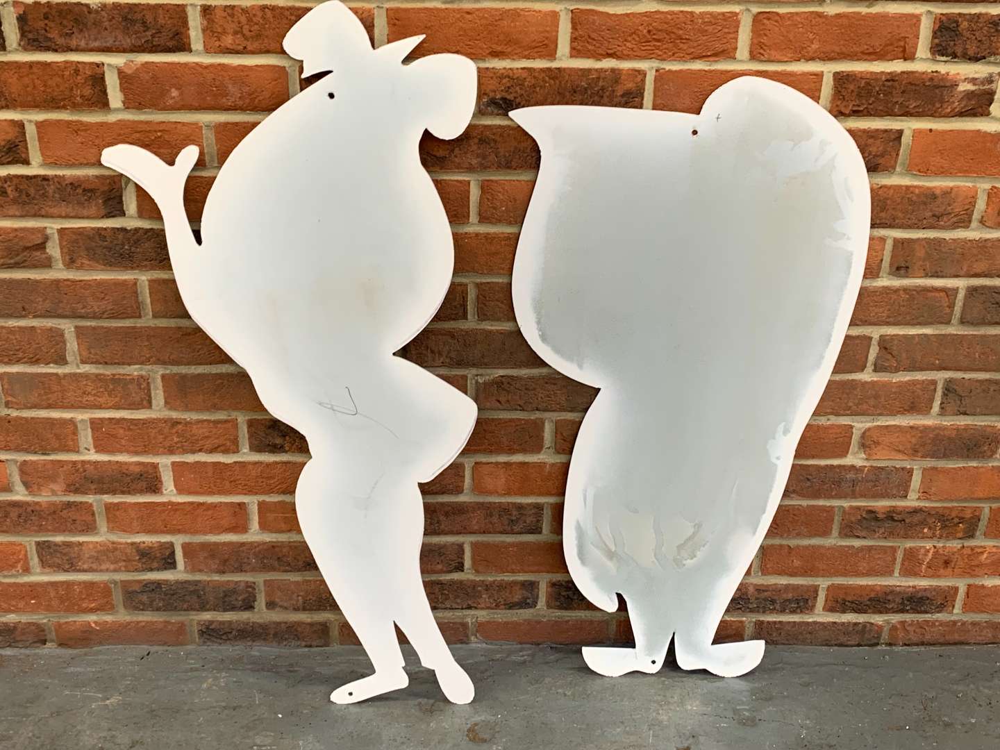 <p>Large Mr and Mrs Drip Metal Signs</p>
