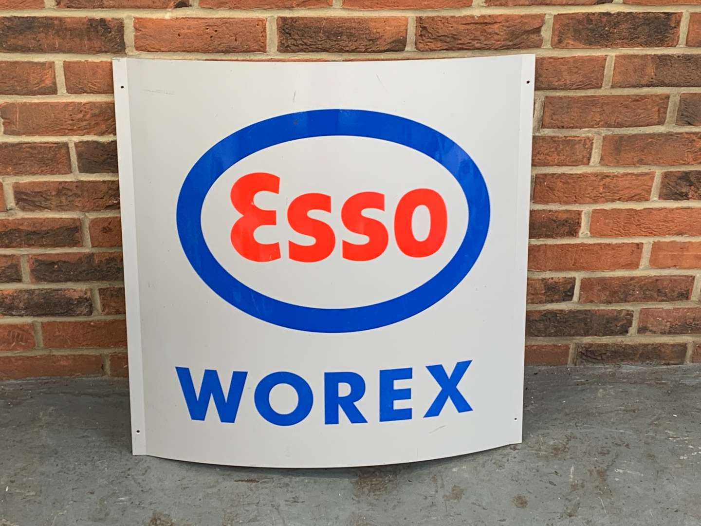<p>Esso Convex Worex Sign</p>