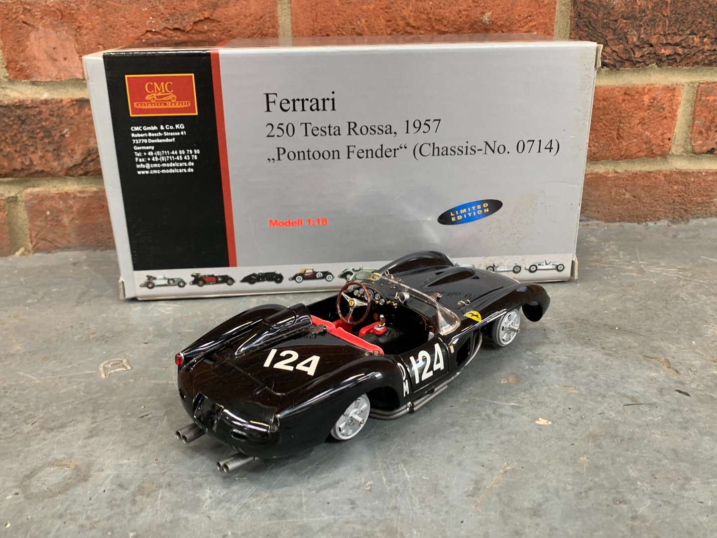 <p>CMC 1957 Ferrari 250 Testa Rossa Pontoon Fender Boxed 1;18 Scale a/f</p>