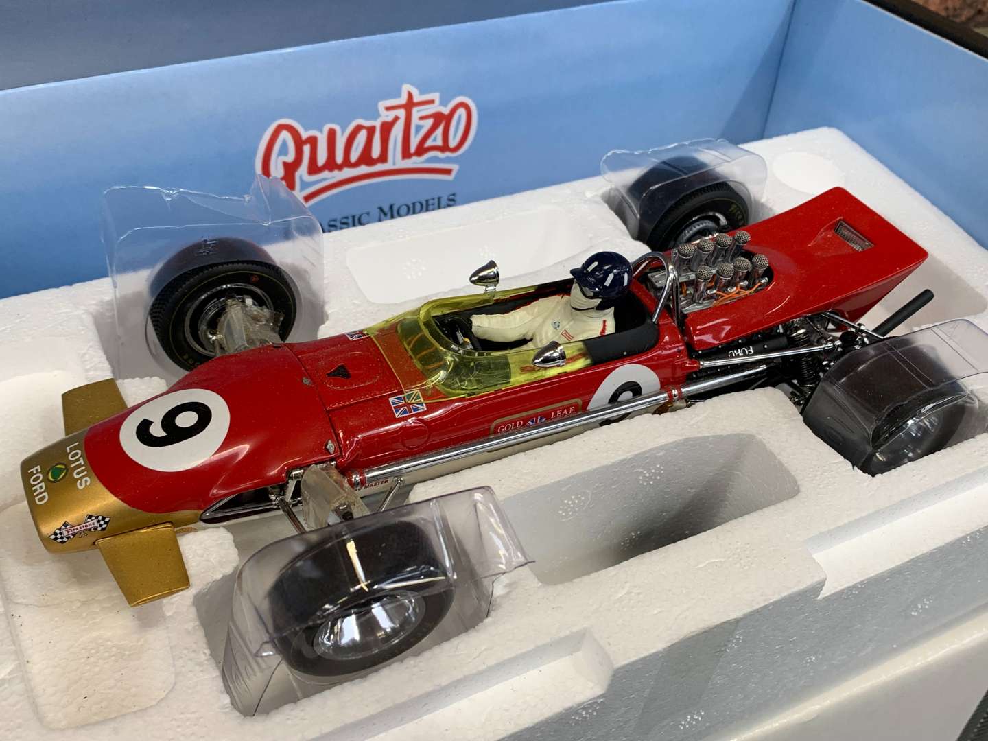 <p>Quartzo Classic Models Lotus Type 49, 1;18 Scale</p>