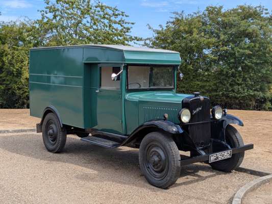 1934 BEDFORD VAN