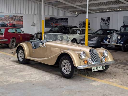 1976 MORGAN PLUS 8 - 2,300 MILES AND ONE OWNER FROM NEW