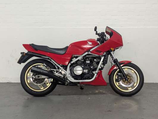 1983 HONDA VF750FD